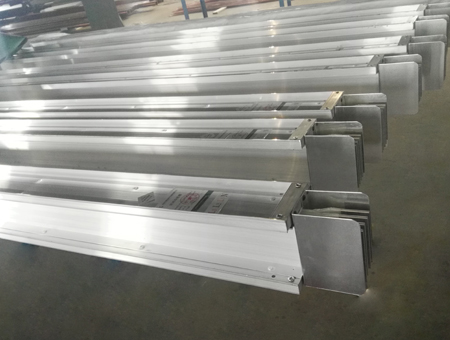 空氣式封閉母線槽與電纜有什么區(qū)別？